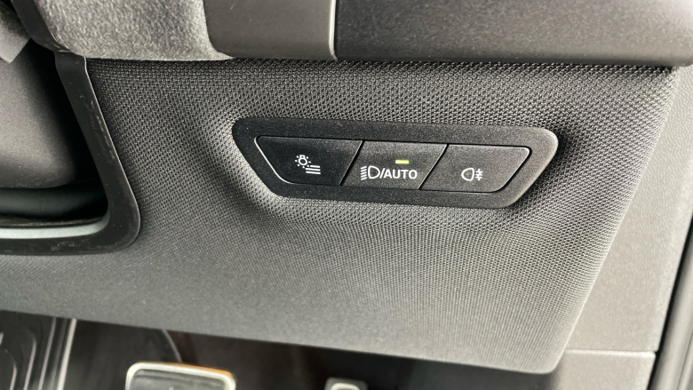 BMW iX 300kW xDrive45 M Sport 101kWh 5dr Auto Electric Estate